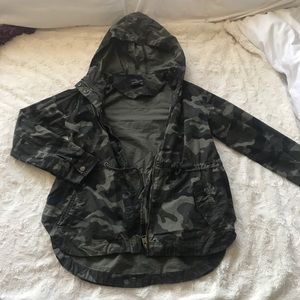 Lengthy Camo Jacket 💚